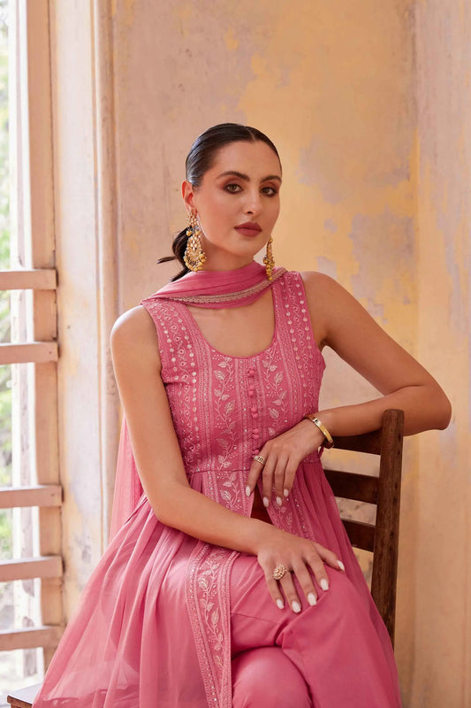 Affordable Wedding Outfits That Radiate Royalty