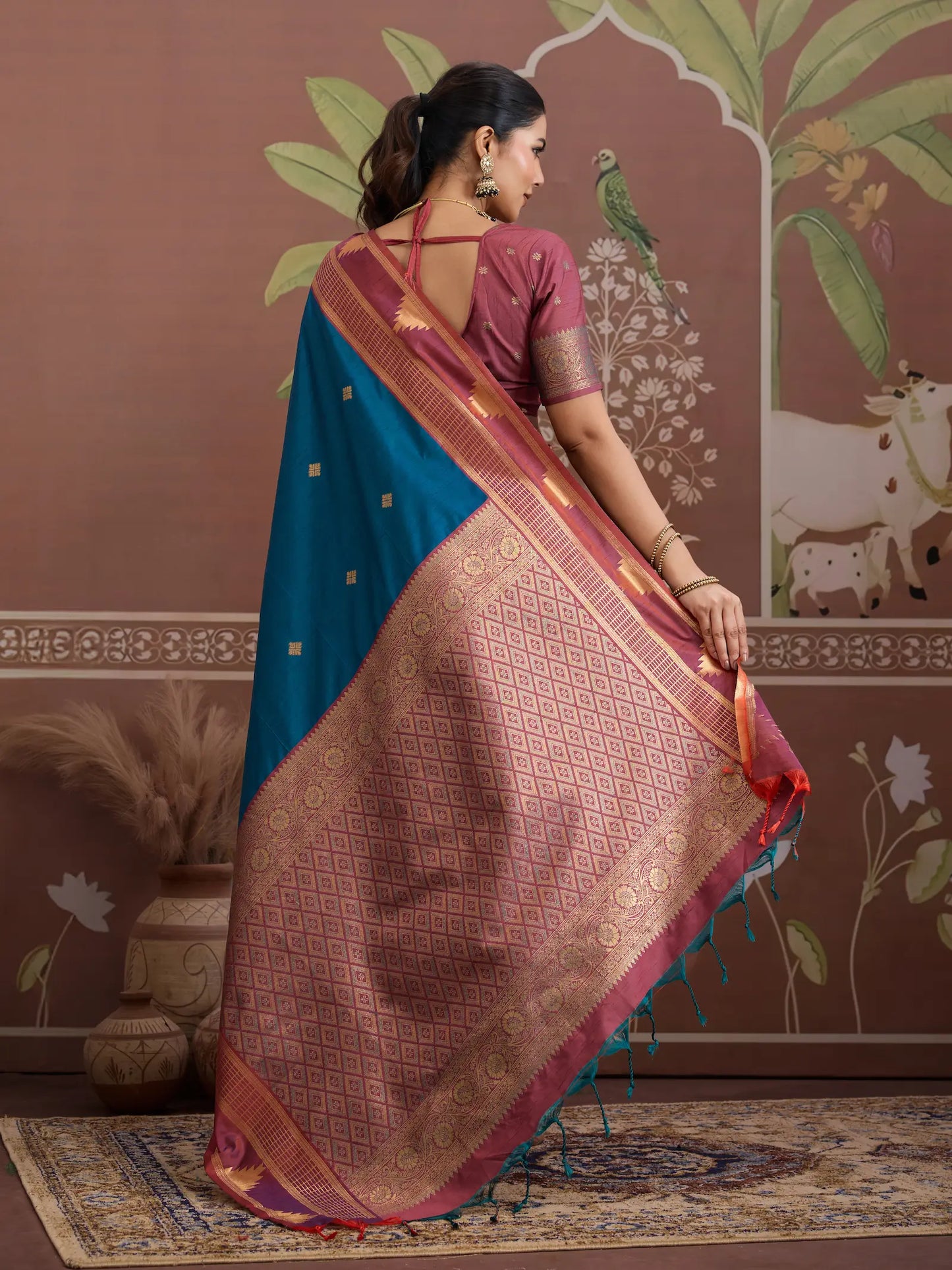 Regal Blue Tussar Silk Handloom Weaving Saree