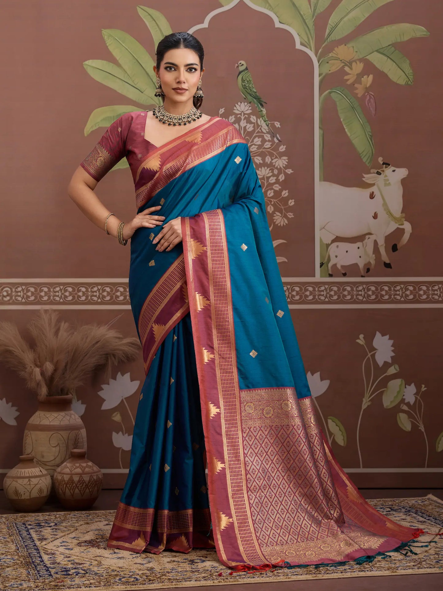 Regal Blue Tussar Silk Handloom Weaving Saree
