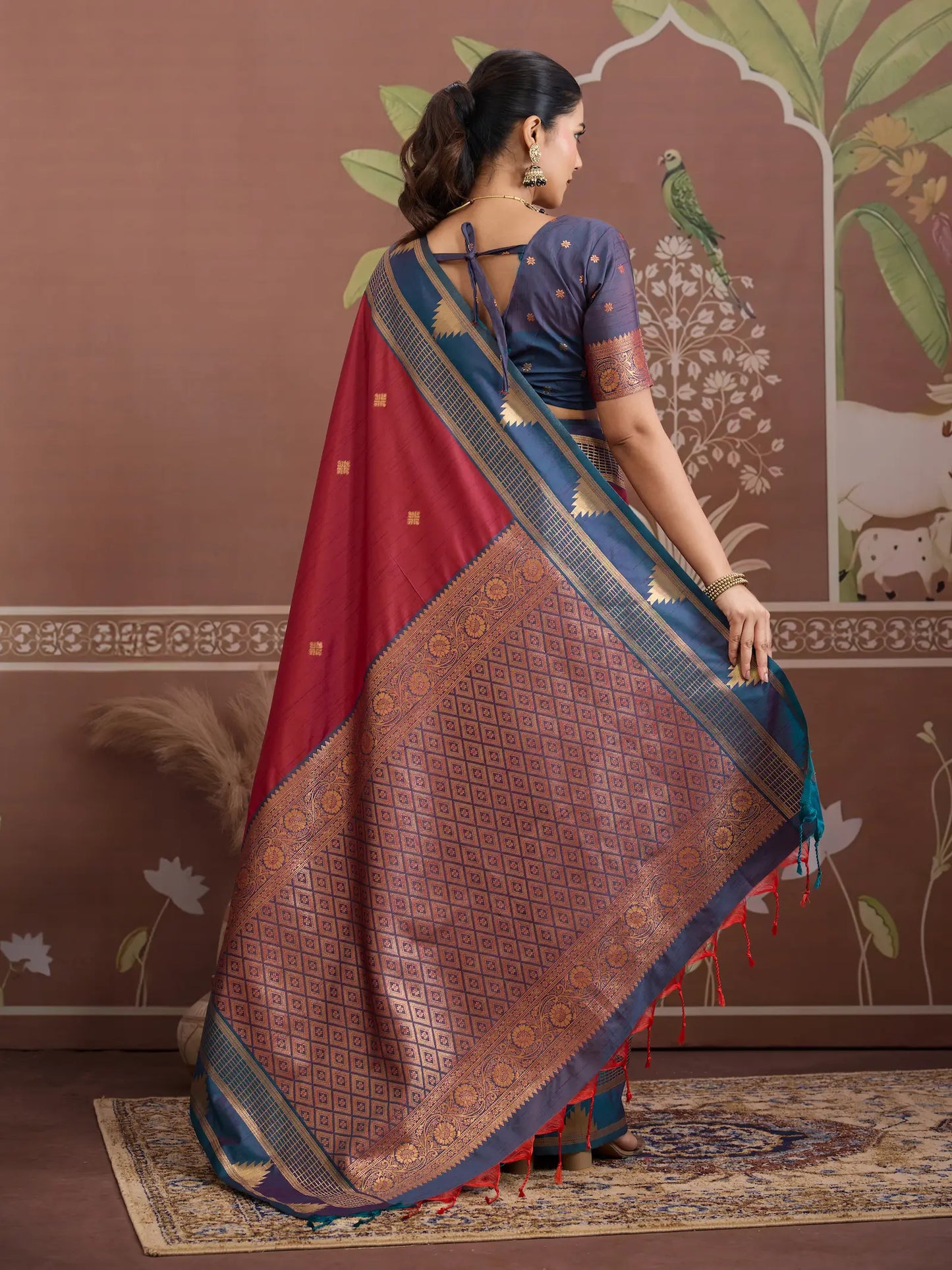Rich Maroon Tussar Silk Handloom Weaving Saree