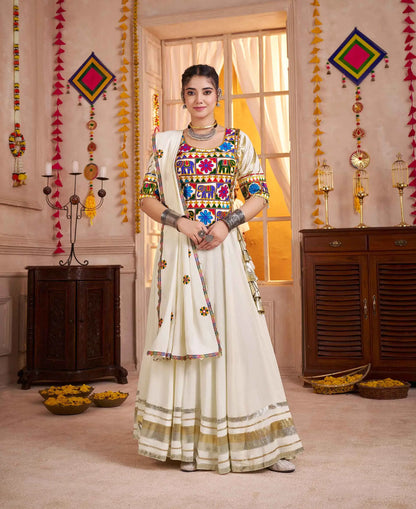 White Navratri Lehenga With Kutchi Work And Mirror Kodi Work Trendy Blouse