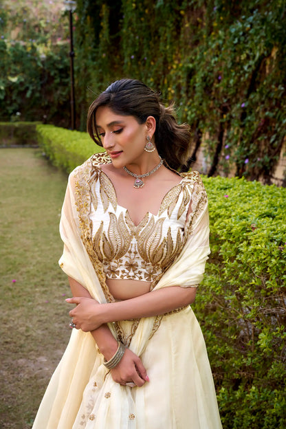 Ivory White Chanda Silk Embroidery Lehenga Choli