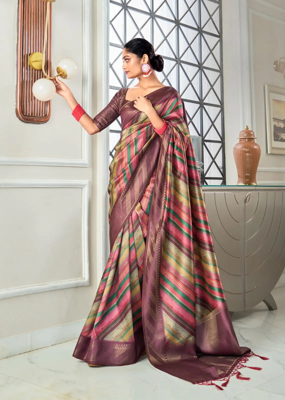 Brownish purple Handloom Silk saree With Striped Digital Print With Zari Big Border