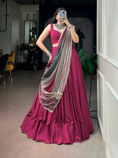 Pink Garba Chaniya Choli With Printed Dupatta