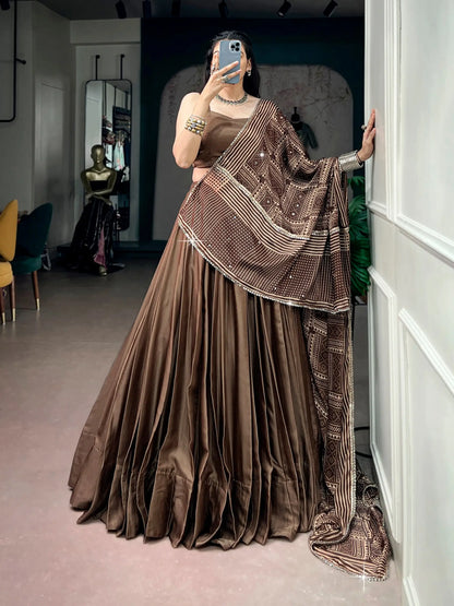 Brown Navratri Chaniya Choli With Printed Dupatta