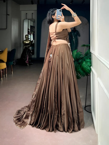 Brown Navratri Chaniya Choli With Printed Dupatta