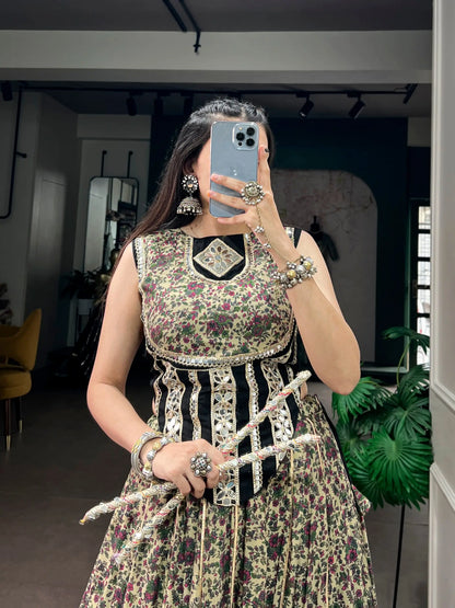 Black Garba Chaniya Choli With Print & Lace Touch Up