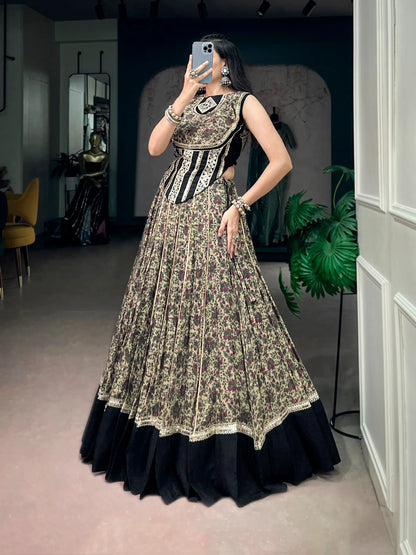 Black Garba Chaniya Choli With Print & Lace Touch Up