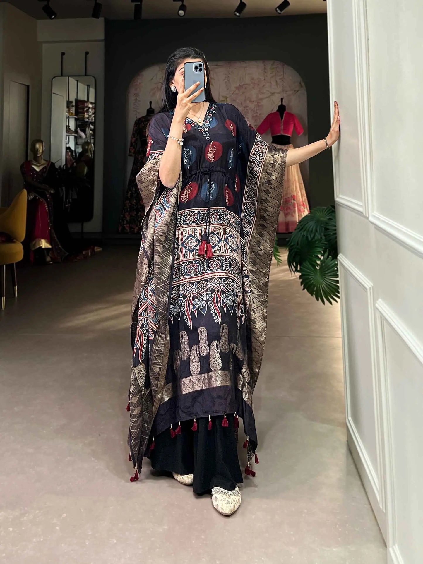 Black Real Mirror And Hand Work With Zari Border Kaftan