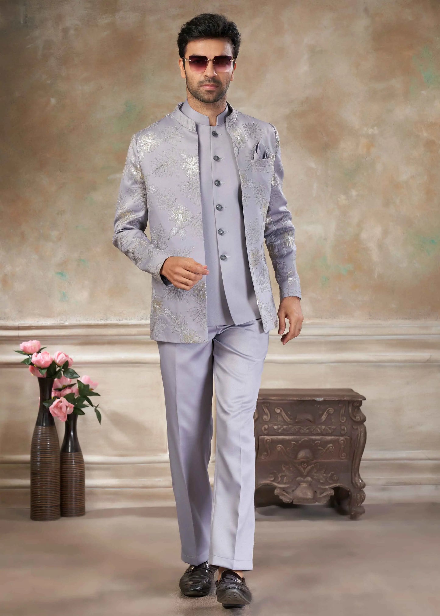 Silver Grey Designer Embroidery Jodhpuri
