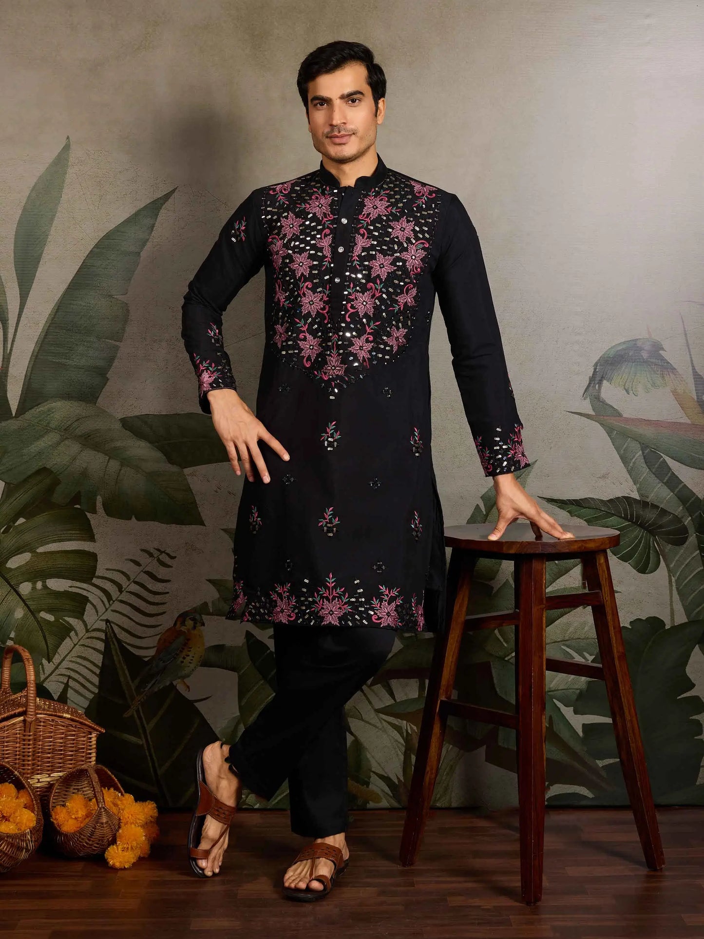 Elegant Black Kurta Set With Mirror & Sequins Embroidery
