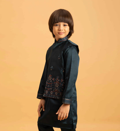 Teal Green Kurta Set With Mirror & Sequins Embroidered Koti