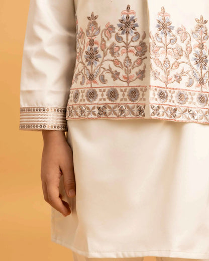 White Kurta Set With Mirror & Sequins Embroidered Koti
