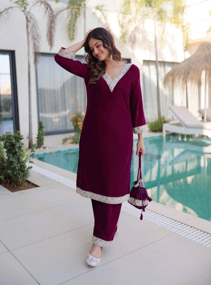 Wine Mirror Embroidery Suit With Batwa