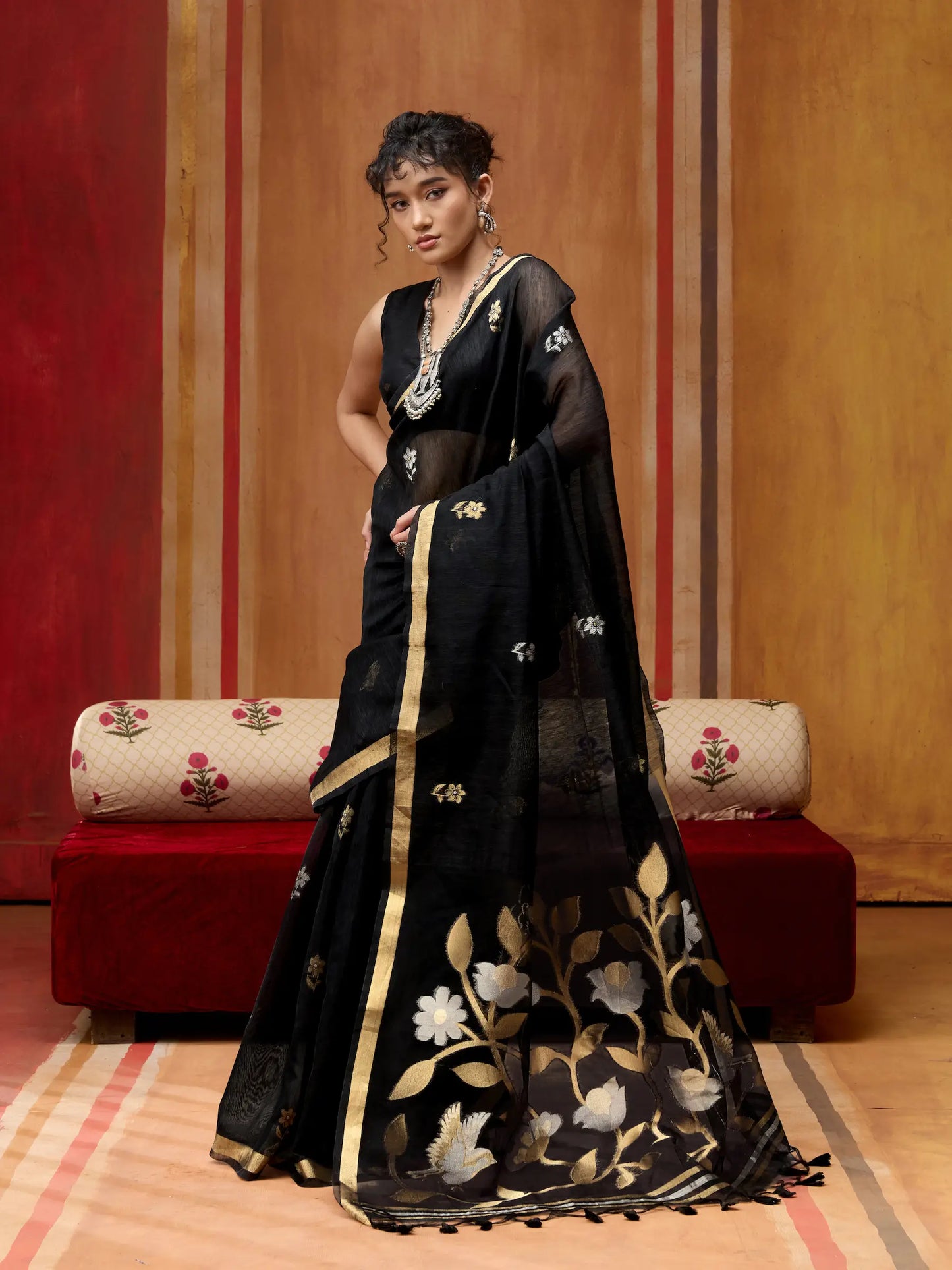 Zade Black Silk Zari Weaving Saree