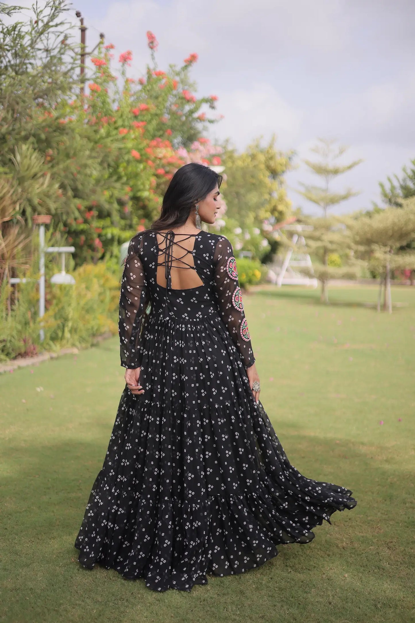 Black Navratri Gown With Bandhani Print & Gamthi Work