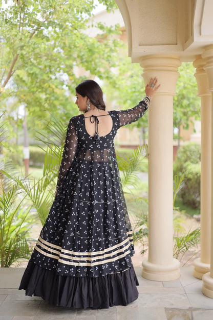 Black Garba Chaniya Choli With Print & Gamthi Work