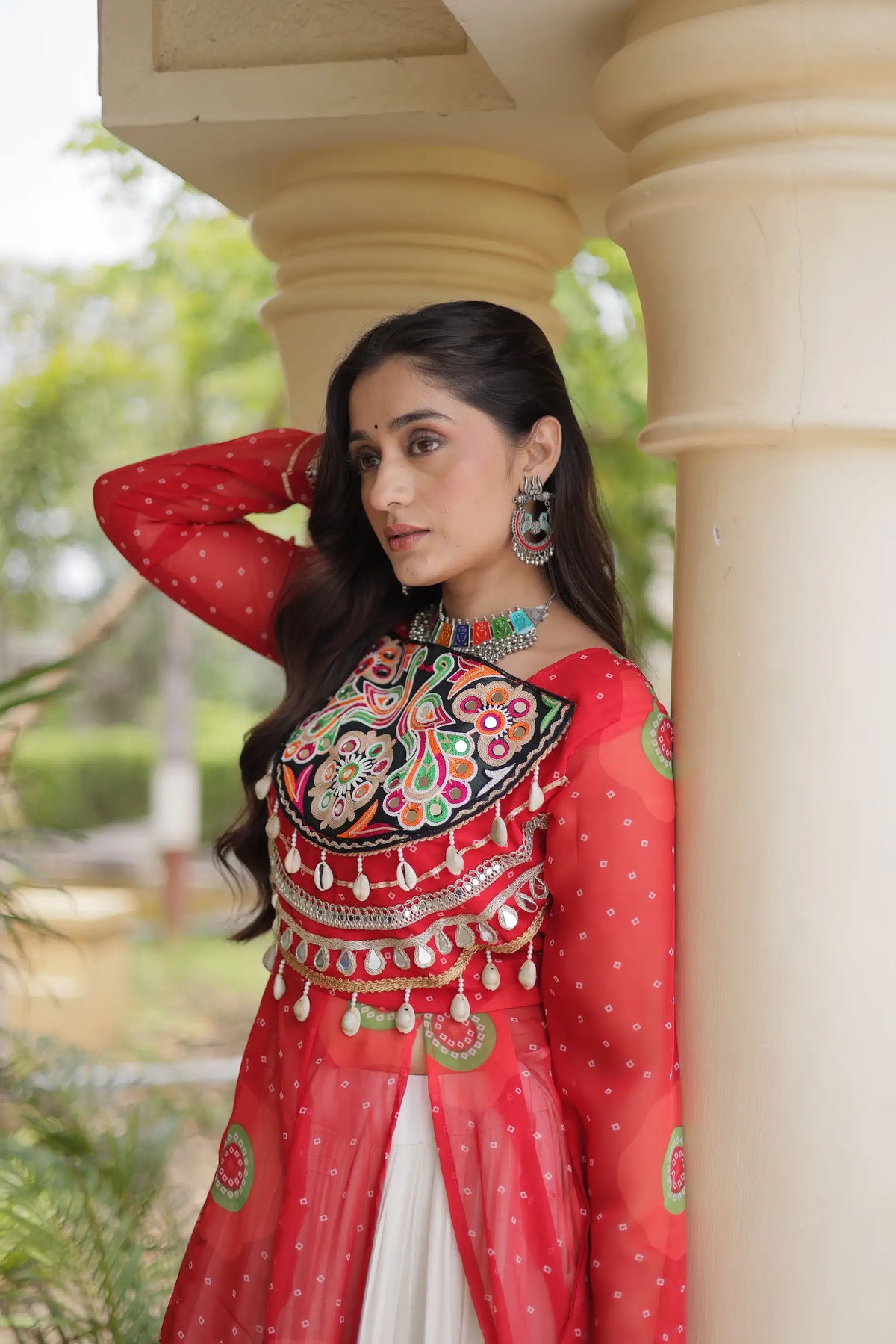 Red Garba Chaniya Choli With Mirror Gamthi Work