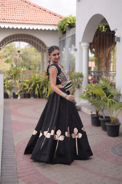 Black Mirror & Gamthi Work Navratri Lehenga