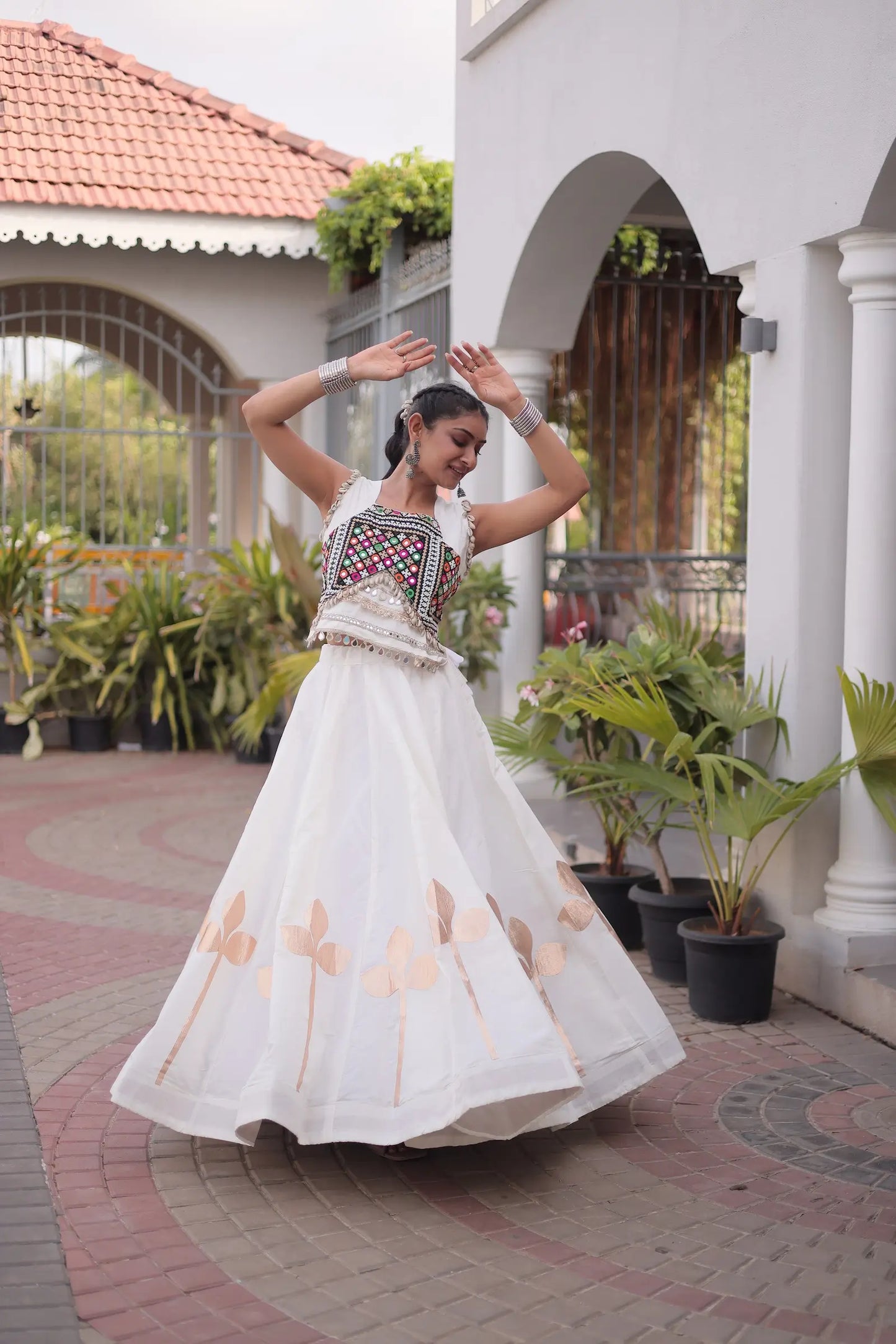 White Mirror & Gamthi Work Navratri Lehenga