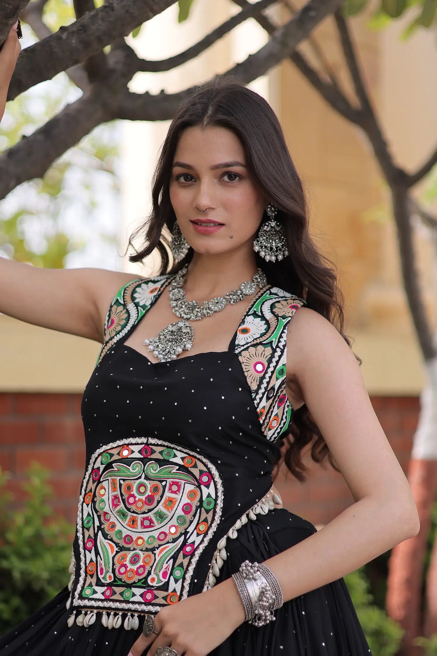 Black Garba Chaniya Choli With Lace & Gamthi Work