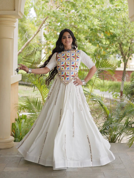 White Navratri Lehenga With Kutchi Work Blouse