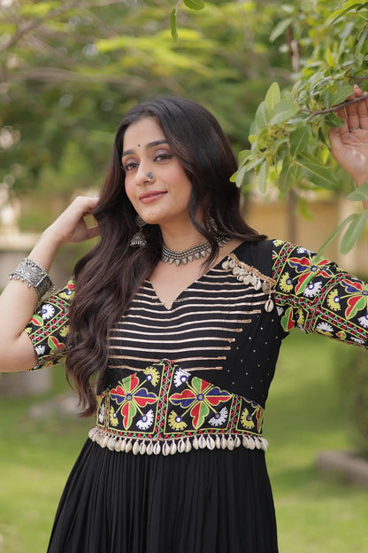 Black Kutchi Gamthi Work Gown With Lace Touch Up