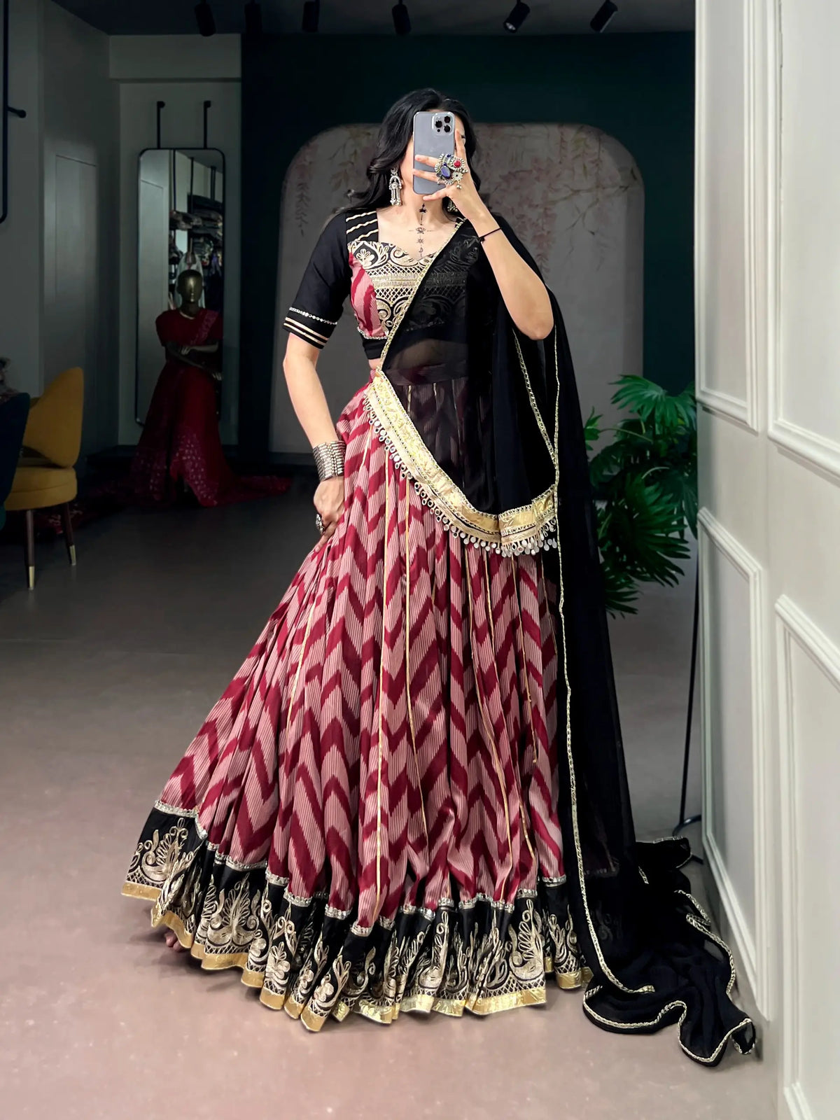 Black-Maroon Zigzag Print Garba Choli