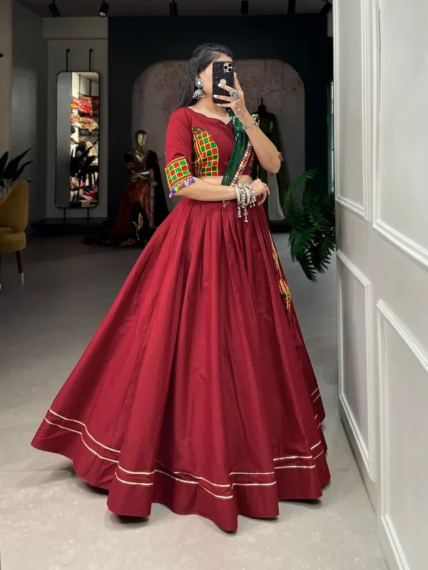 Red color lehenga choli for Navratri