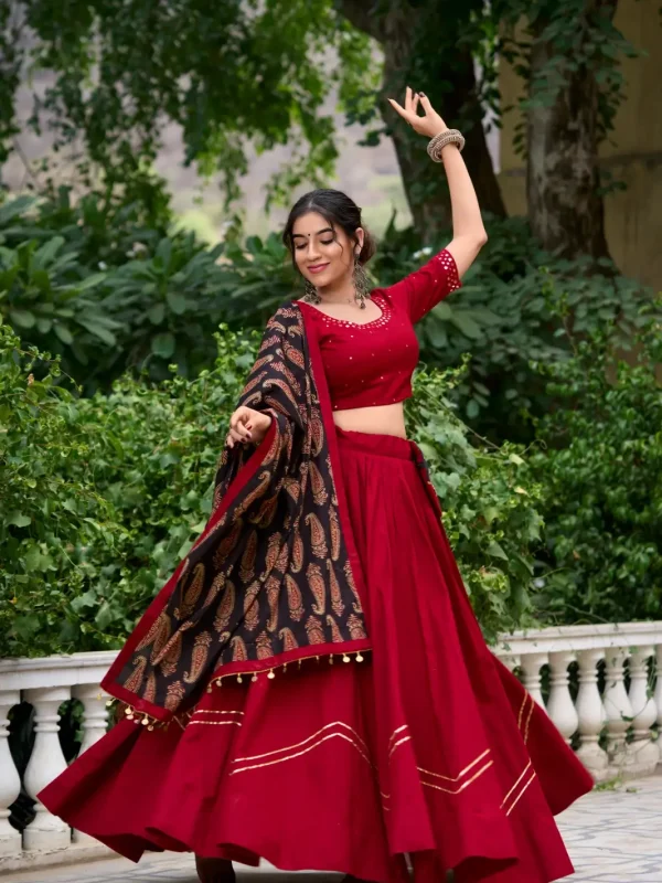 Red lehenga choli for Navratri