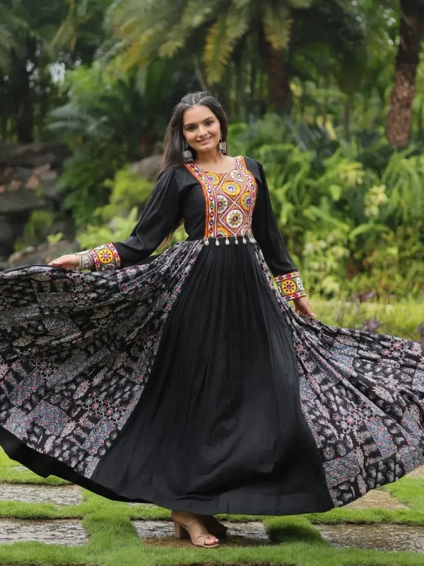 Black color Gown For Navratri